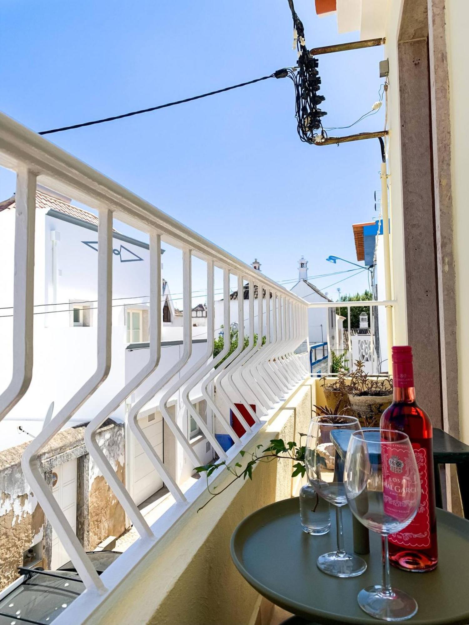Chic Suite Figueiras W Balcony In Taviras Historical Centre Екстериор снимка